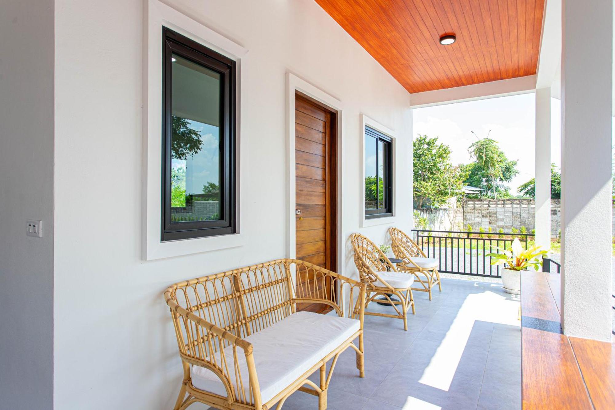 Vawa Guesthouse Kanchanaburi Exterior photo